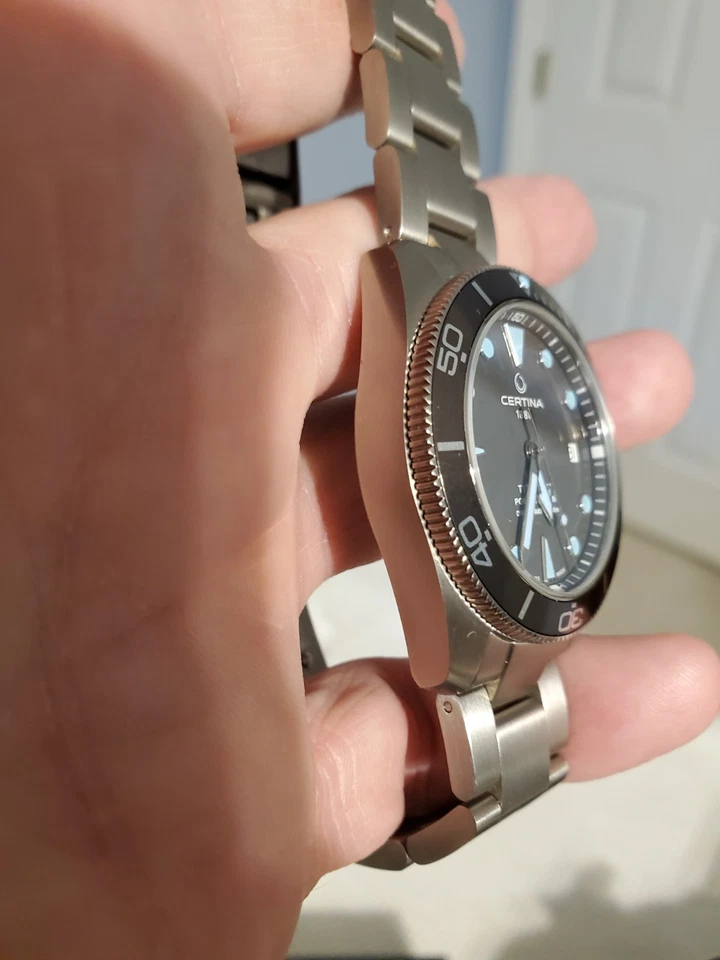 Lightly Worn Certina DS Action Diver 38mm Titanium Men's Watch C0328074408100 - Image 4 of 4