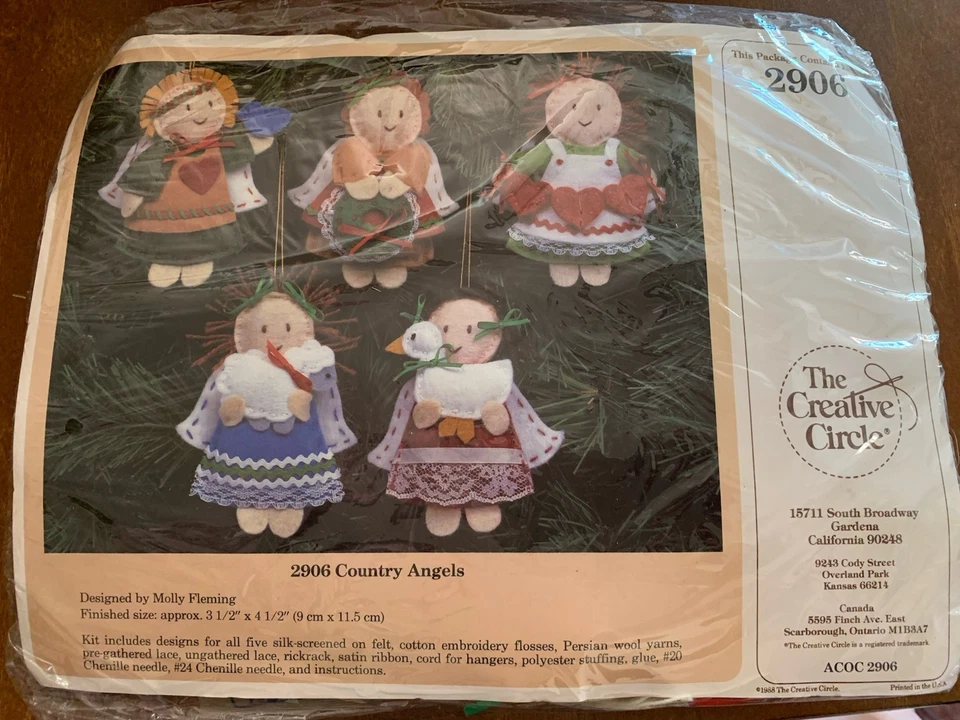 Creative Circle Christmas Country Angels Set Of 5 Felt Ornaments Kit #2906 NEW - Image 2 of 3