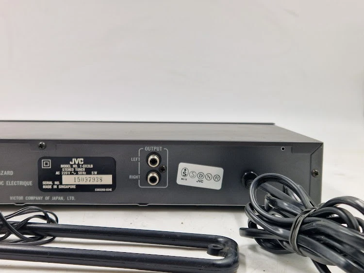 JVC T-GX2L FM/MW/LW Stereo Tuner - For Parts/Repair - Image 3 of 4