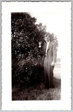 Vtg B&W Snapshot Man In Suit By Bush 1940s