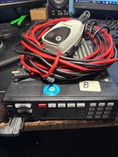 Motorola XTL 5000 7/800 MHZ, W7 Control Head with Microphone and Power Cable