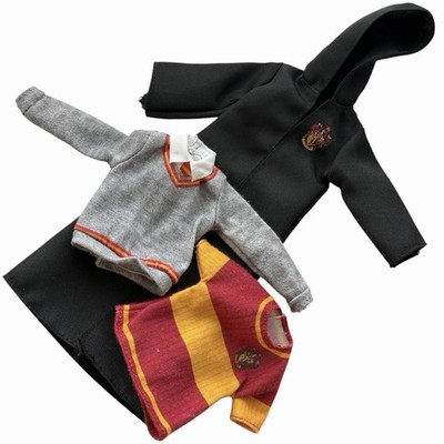 Harry Potter Hogwarts Wizarding World Mattel Doll Clothes Gryffindor Robe & Tops