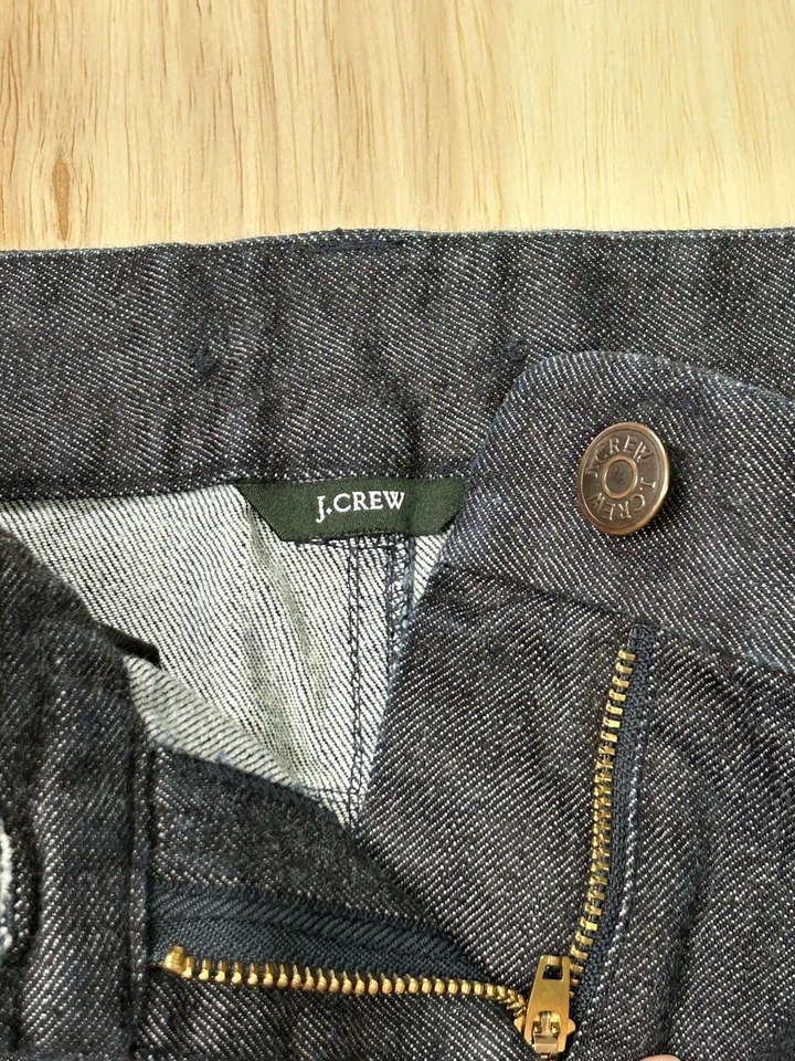 Saia lápis jeans J.CREW botões de lavagem escura bolsos de ventilação traseira azul tamanho 4 - Imagem 3 de 4