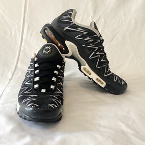 air max plus tn black shark