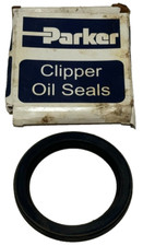 NEW IN BOX Parker 1QTR12 Oil Seal