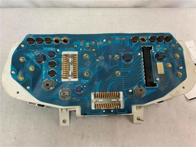 Grupo de velocímetro sin tacómetro cara negra se adapta a 99-02 MIRAGE 3827134 Foto 2 de 4