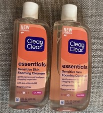 Clean Clear Essentials Foaming Facial Cleanser Oil-Free Face Wash 8oz Lot Of 2