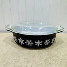 Vintage Pyrex Black Snowflake Casserole 043 - 1-1/2 qt. With Lid