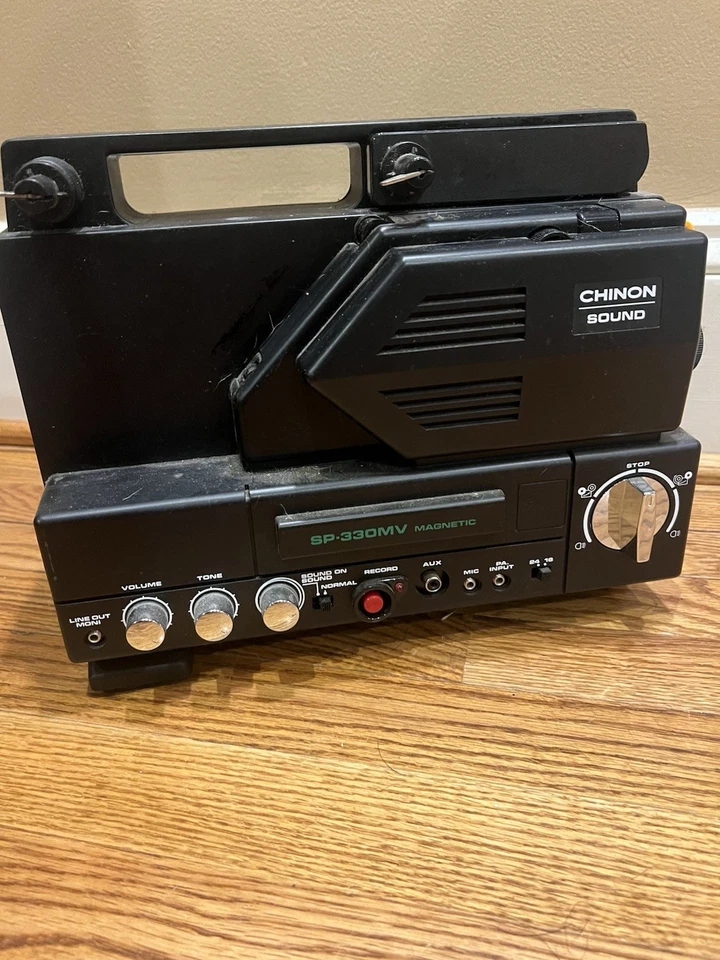 Proyector de sonido magnético Chinon SP-330MV Super 8MM 180w Foto 4 de 4