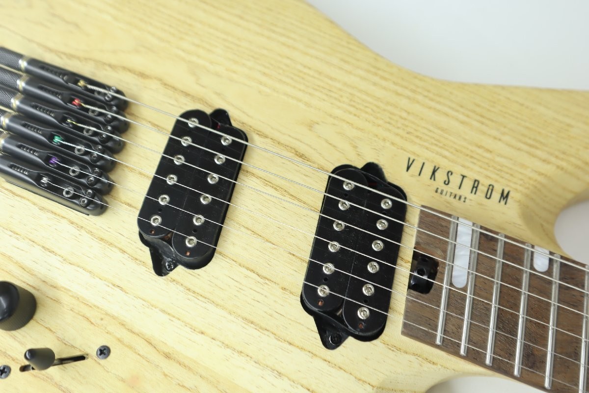 Electric Guitar Vikstrom Guitars VSMH-260NTL Headless Ash Body