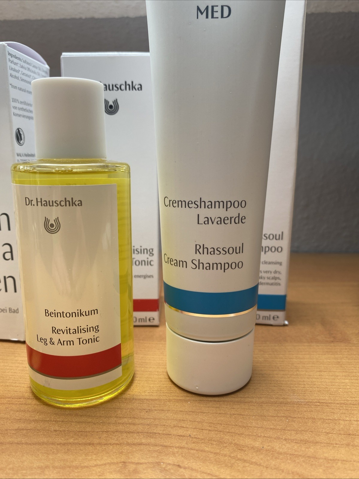 Dr.Hauschka Apo Set Salbeibad Beintonikum je 100ml Cremeshampoo Lavaerde 150ml