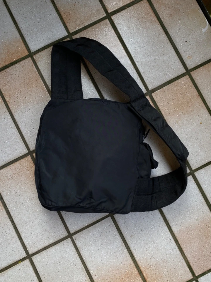 Vintage Prada Sport 1999 Linea Rossa Nylon Sling Bag - Image 4 of 4