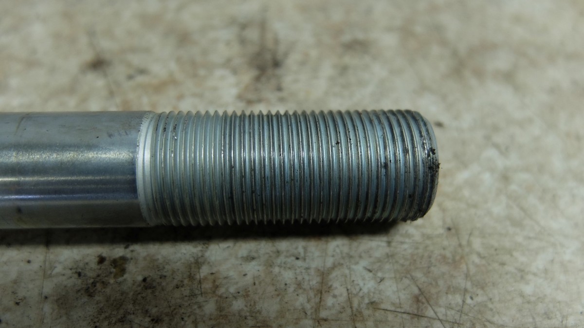 07 Kawasaki EX650A EX 650 A Ninja Front Axle Shaft Pin Bolt | eBay
