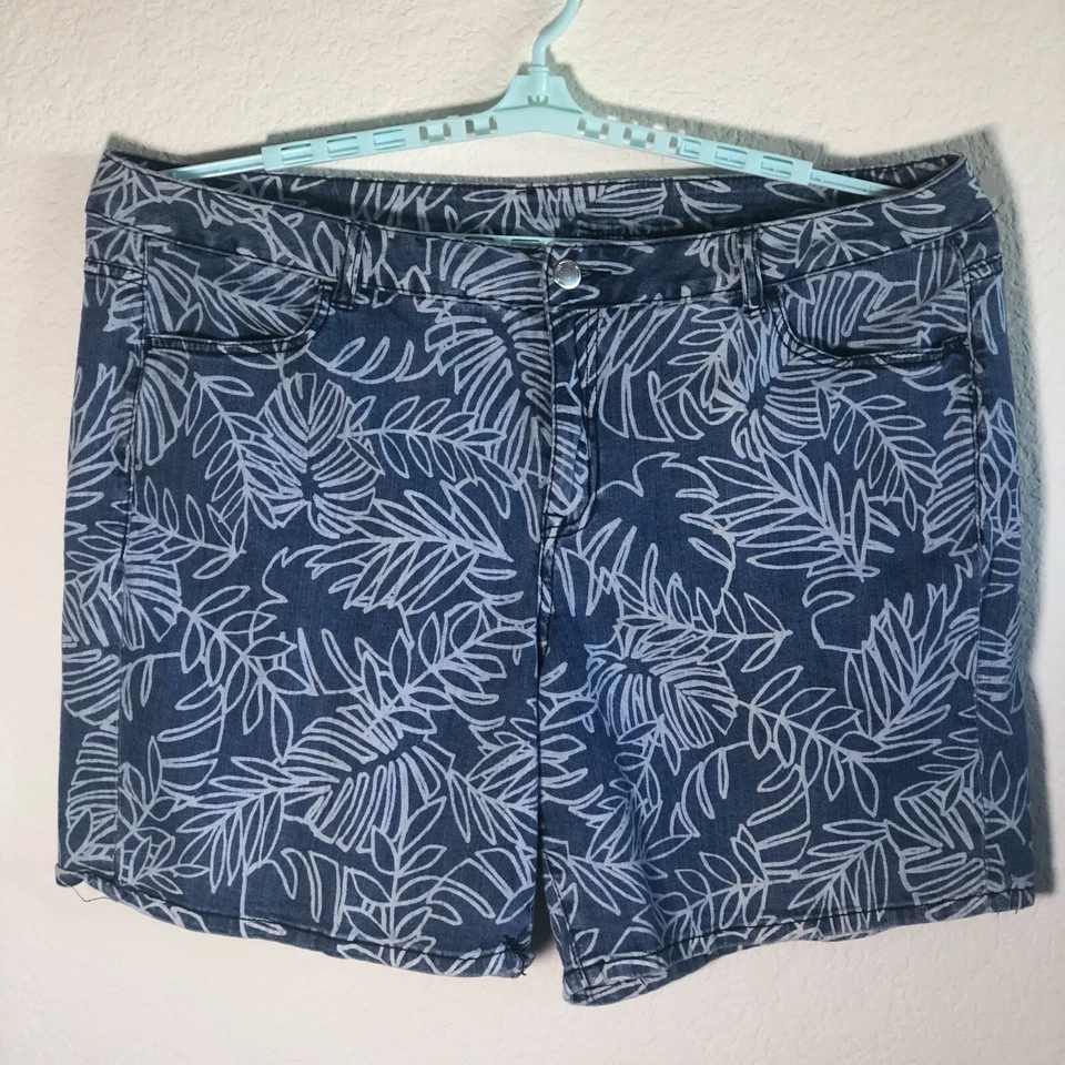Pantalones Cortos Informales LANE BRYANT Azul Elastizados Denim Estampado de Palma Talla 22 Foto 3 de 4