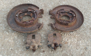 Rear Disc Brake Kit Ford 9" inch Mustang F150 Explorer Brakes Brackets Calipers