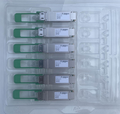 Lot of 6 Oclaro TRQ5E11GLF-LM770-F QSFP28 100GBe Fiber-Optic Transceivers