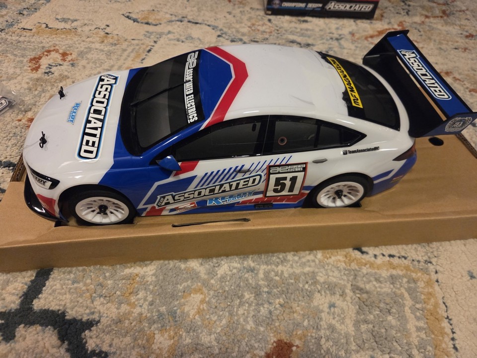 Team Associated Apex2 Sport, A550 Rally Car RTR AE30126