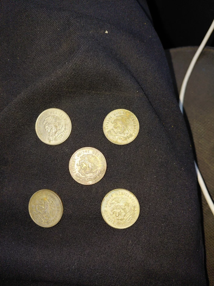 Lote de 5 monedas de plata de 25 centavos de México años 50 Foto 2 de 3
