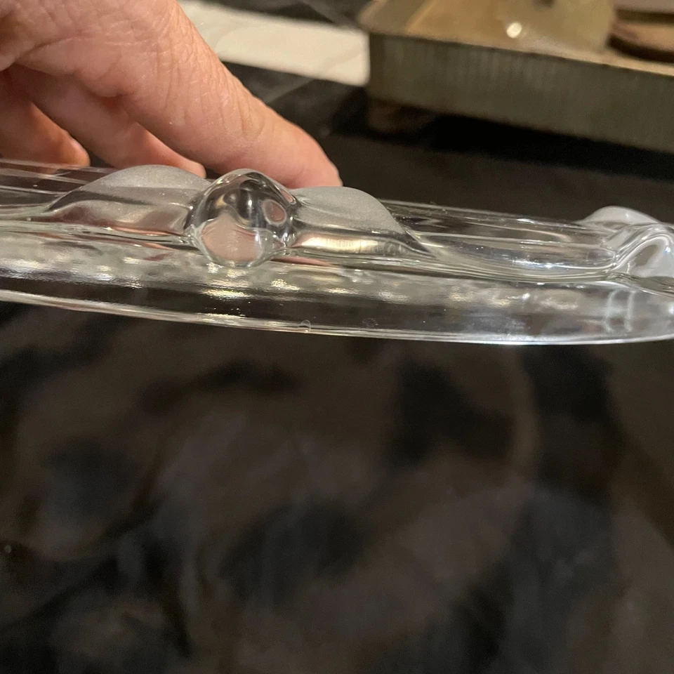 Elegante plato de vidrio para servir pastel con diseño de rosa Bella Rosa Mikasa de colección Foto 2 de 4