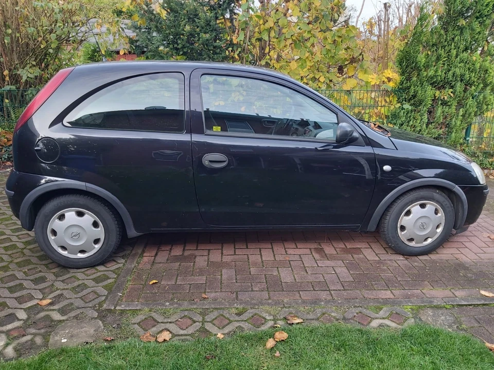 Opel Corsa C 1.0 - Bild 4 von 4