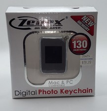 Zenex On The Move Digital Photo Keychain with Rechargeble Battery ZN-DP5273