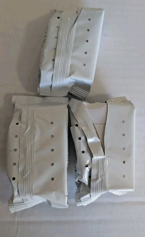 Cartuchos de tinta HP 64 2 negros y 1 tricolor (nuevos paquetes abiertos) comprados tamaño incorrecto Foto 2 de 2