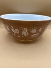 Brown Americana#403  Pyrex Mixing Bowl 2 1/2 Quarts