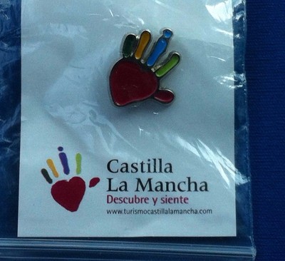 Castilla La Mancha , pin badge - Rarre !