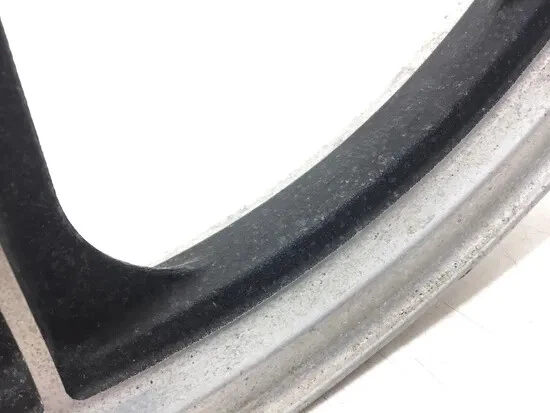 Llanta delantera Kawasaki KZ1100A 1981 eje 3195 x Foto 3 de 4