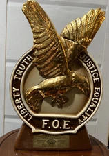 1971 Old Mr Boston Brand Bourbon Whiskey Decanter Atlanta Convention GOLD EAGLE