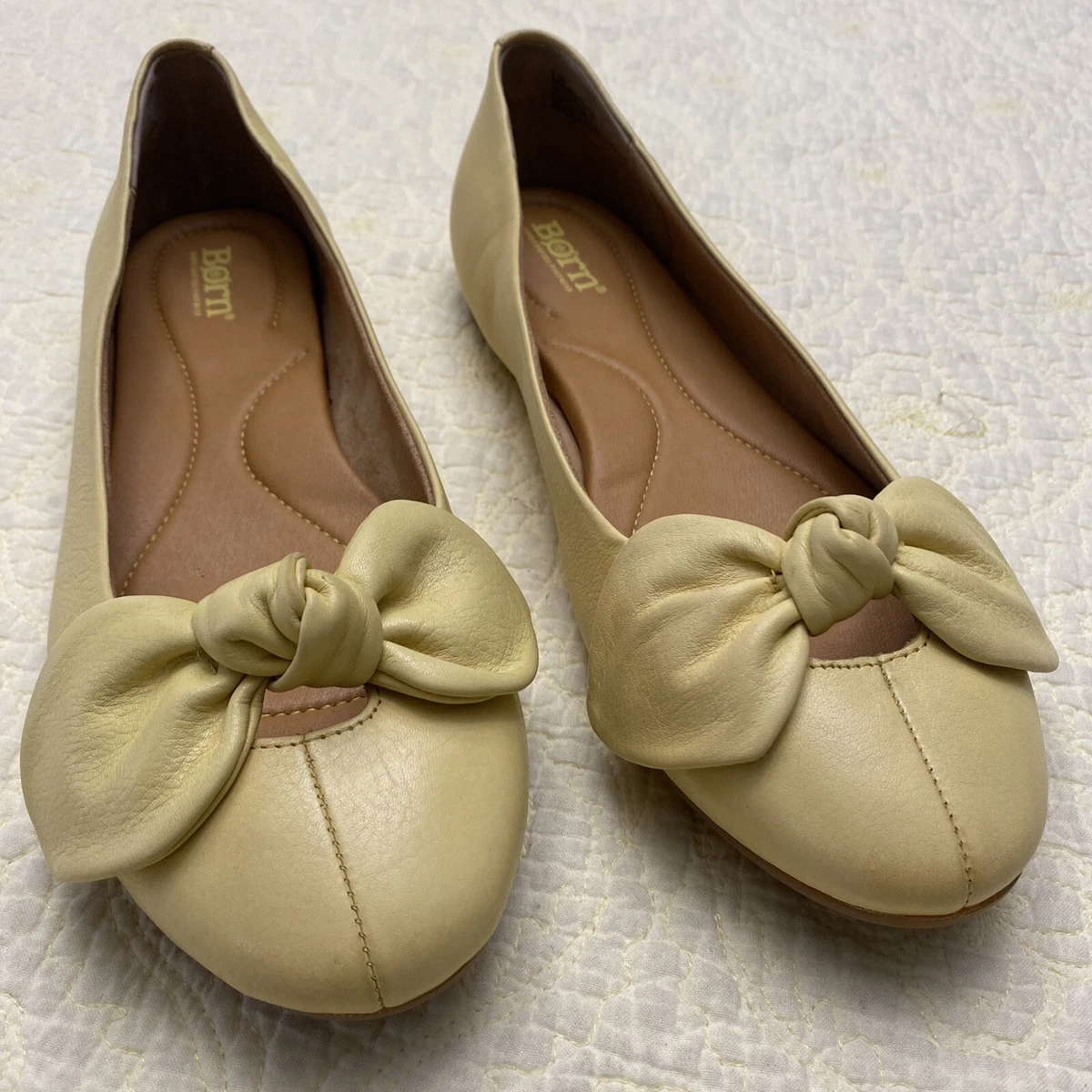 Born Ballet Flats Women s Size 9.5M Yellow Leather Bow Slip on shoes EUC