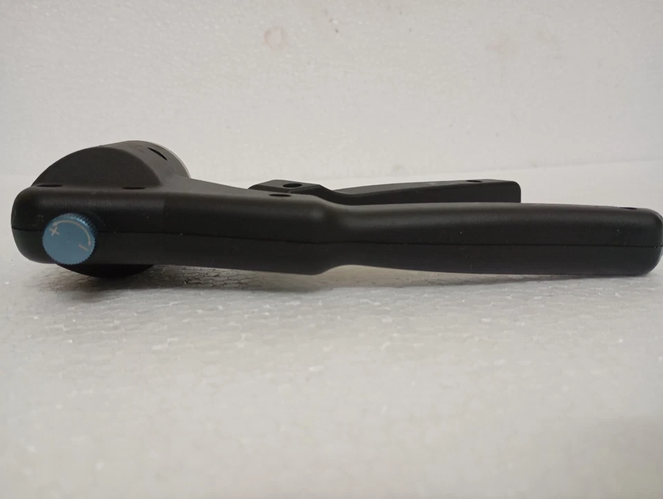 Agilent Ergonomic Manual Crimper for 20mm Caps 5040-4669 - Image 3 of 4