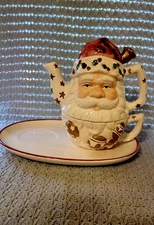 Holiday Treasures Santa Tea For One Teapot Lid Cup Cookie Tray - 4 Pcs NOS