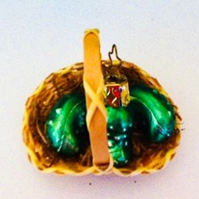 Old World Christmas PICKLES IN BASKET Christmas Ornament..Germany NEW