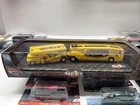 Hot Wheels Haulin' Heat Classic Auto Transporter LTD Edition 1:64 VINTAGE 2001