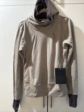 NEW ! Arc’teryx Women's Medium Detente Chalk Stone Hoodie Pullover Finger Holes