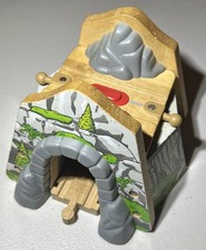 Thomas  Friends Wooden Railway Mountain Overpass and Tunnel - No Sound