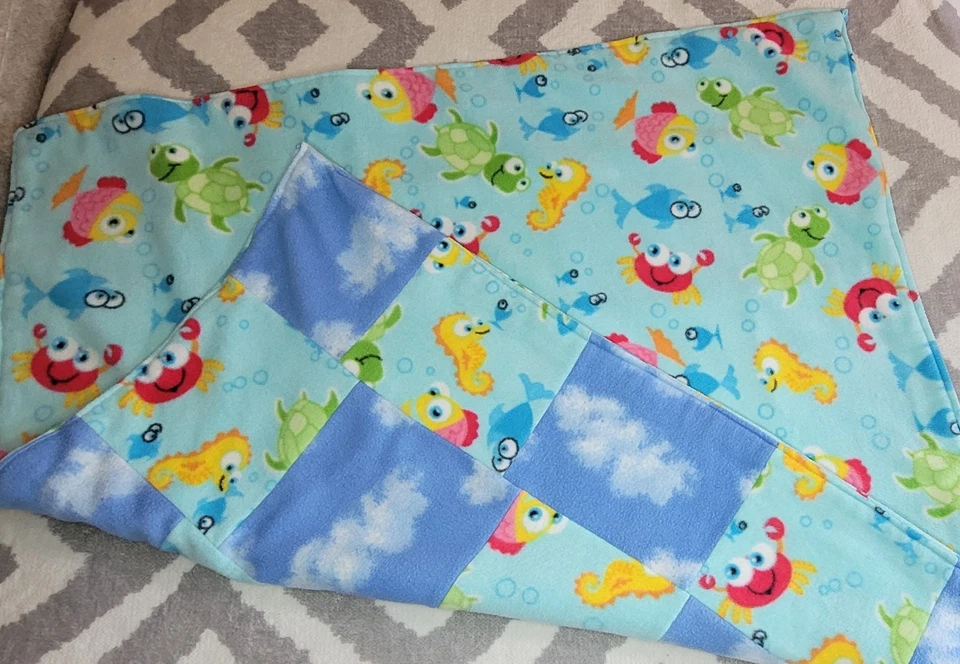 Manta acolchada hecha a medida 34”x34” Finding Nemo algodón polar bebé niño pequeño Foto 4 de 4