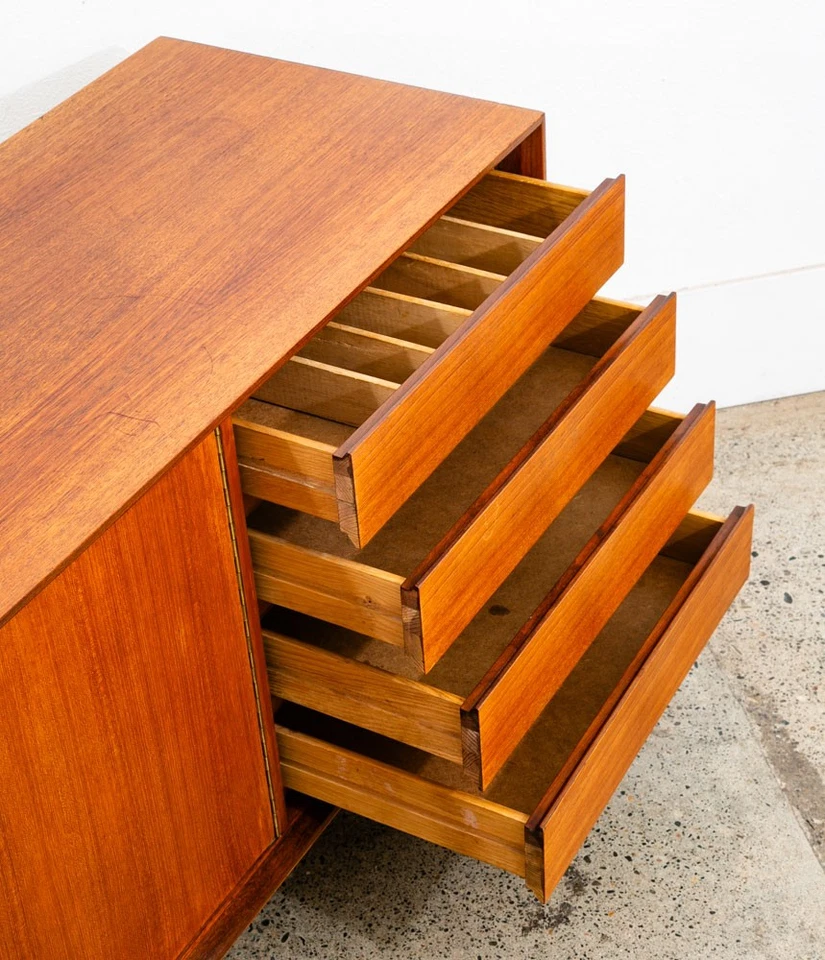 Aparador Credenza Danés Moderno Mediados de Siglo Teca Mcm 4 Cajones 60.5 Armario Mcm Foto 4 de 4