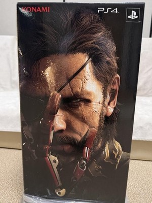 Metal Gear Solid V The Phantom Pain Bionic Arm Premium 1/1 Scale Figure 43cm