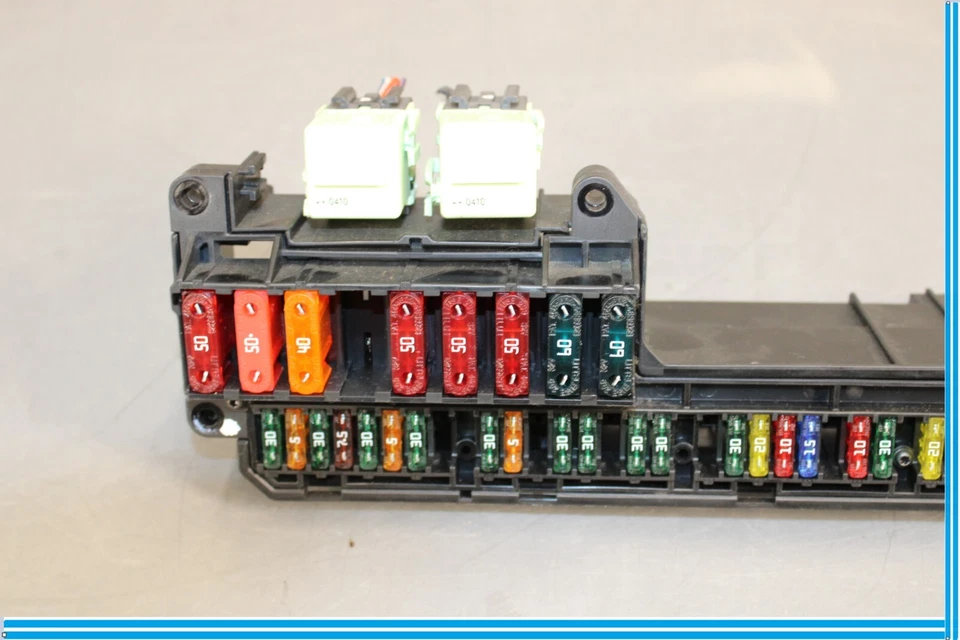 04-05 BMW 645Ci caja relé de potencia de distribución de energía delantera fabricante original Foto 4 de 4