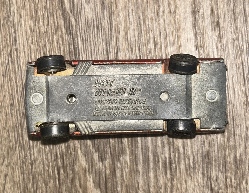 Mattel Hot Wheels Custom Fleetside 1968 Foto 4 de 4