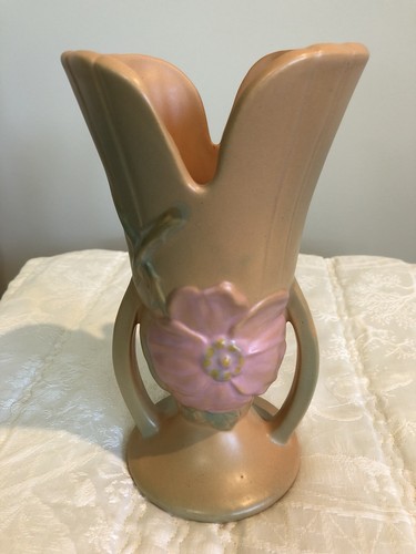 Weller Pottery Vase in Beautiful Peachy Color!! 🌹WILD ROSE DESIGN!!