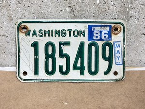 1976-1986 1986 MAY Washington State Motorcycle License Plate Green White 185409