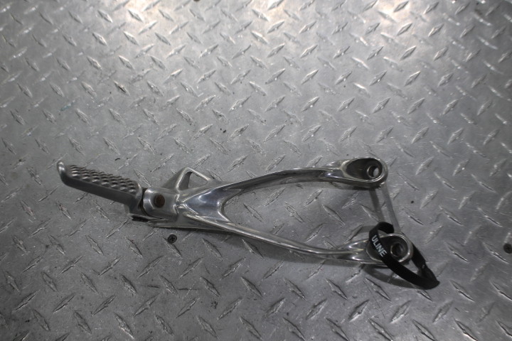 2005 KAWASAKI NINJA ZX6R ZX636C LEFT REAR BACK PASSENGER PEG | eBay