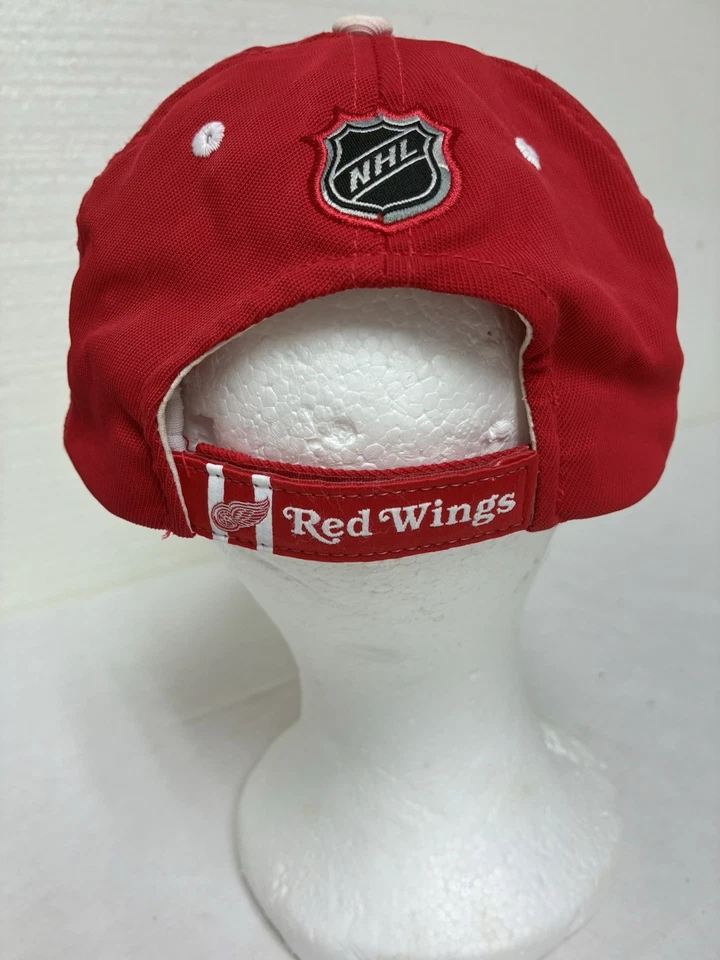 Detroit Red Wings Reebok Strapback Hat Red With Embroidered Logo - Image 4 of 4