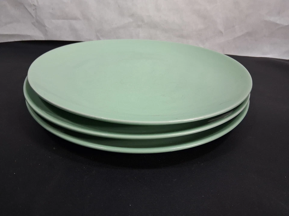 3 IKEA of Sweden Fargrik Mint Sea Foam Green Dinner Plates 15199 10.5" Wide - Image 4 of 4