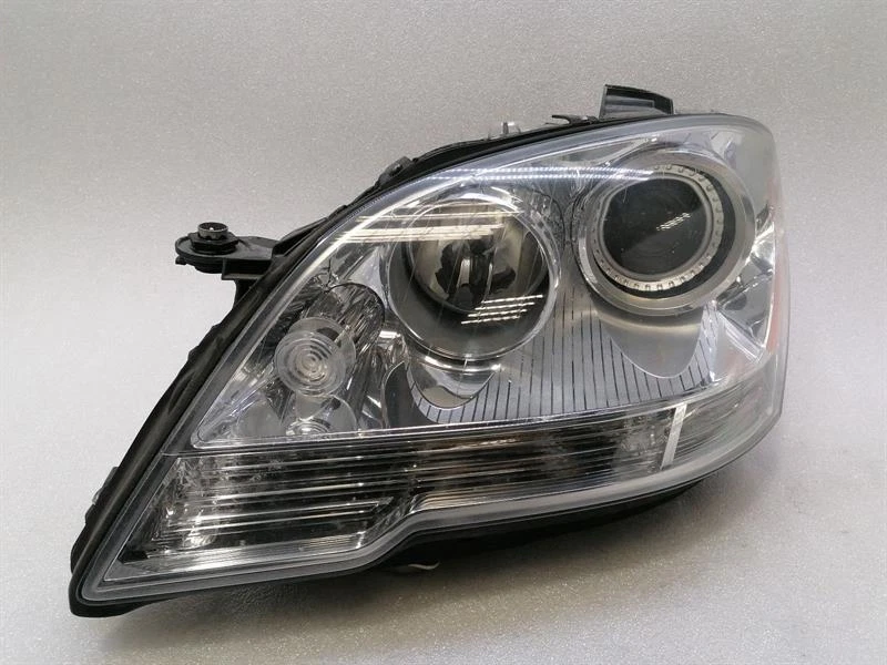 MERCEDES ML W164 Left Headlight A1648207561 Scheinwerfer Li USA 09 