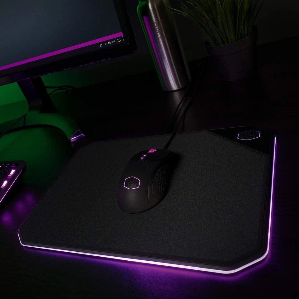 Cooler Master MP860 Tappetino Mouse Gaming Doppia Superficie Ampia 19 Led RGB - Immagine 4 di 4