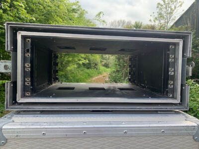 ラックケース 4U PACK HORSE CASE Packhorse made Professional Road/Flight Case 4U. NOW REDUCED BY 50